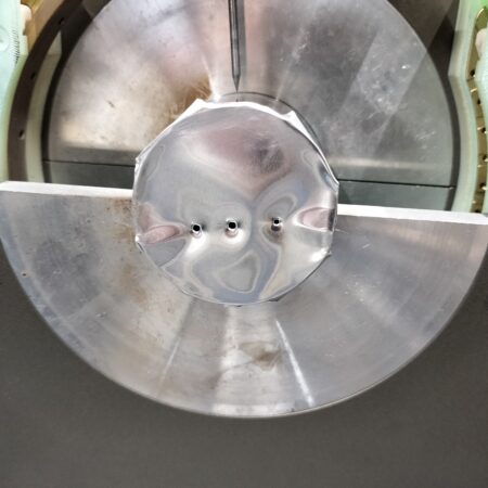 バックシールドガス抜き