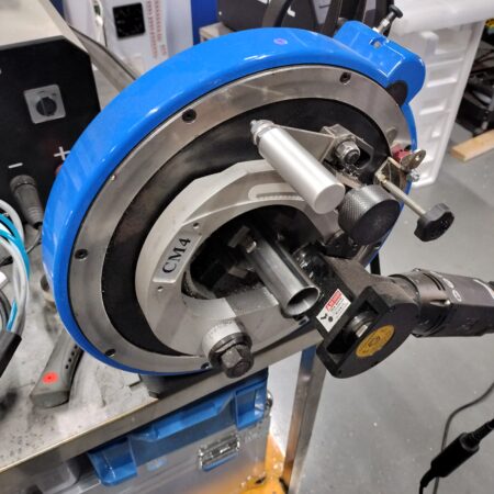 高精度パイプ切断機