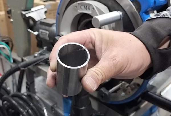 高精度パイプ切断