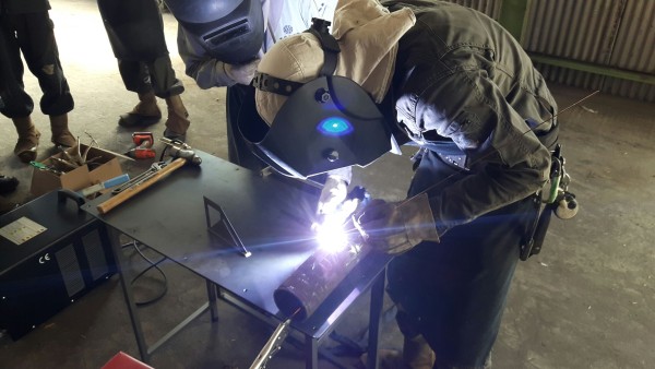 鉄パイプをTIG溶接