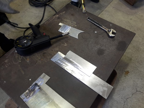 アルミ板の溶接前