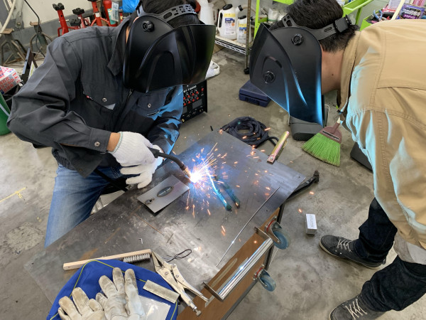 半自動溶接挑戦中