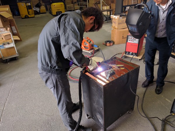 プラズマ切断作業