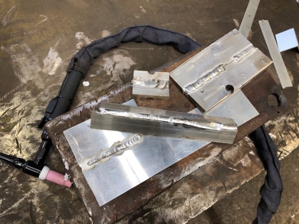 アルミTIG溶接の薄板、厚板