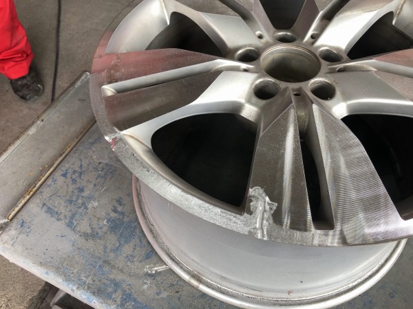 アルミホイール修理