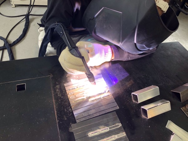 アルミのTIG溶接を練習