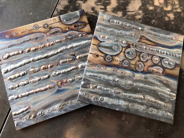 TIG溶接の溶接棒入れを練習