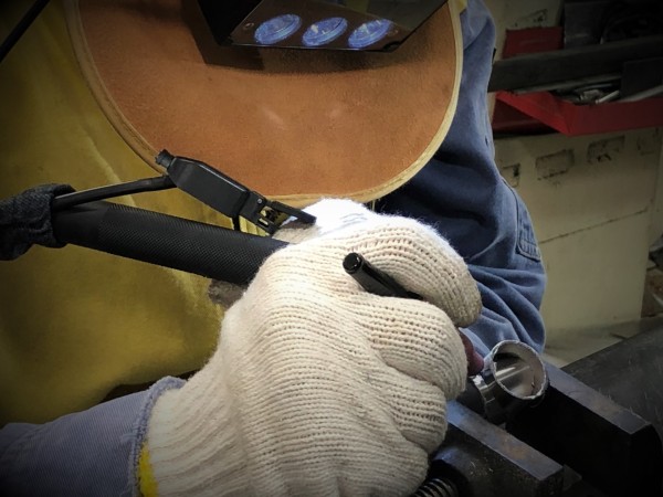 TIG溶接,フットスイッチ使用