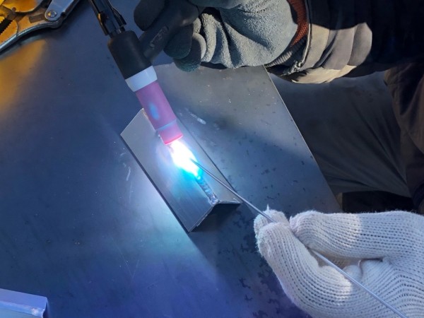 TIG溶接,アルミ溶接,角継手,溶接棒,講習