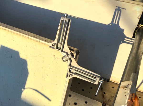 コーナークランプ,TIG溶接,アルミ溶接,