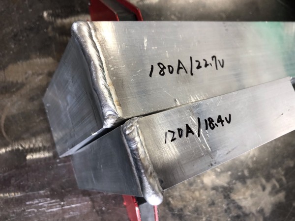 アルミアングル,製作,アルミ溶接,MIG溶接機