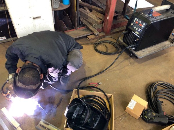 スプールガン,パルスミグ半自動溶接,WT-MIG225AL,ステンレス溶接,筐体,アングル