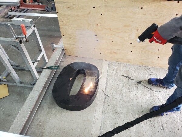 レーザーシール剥がし