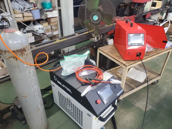 レーザー納品三重県