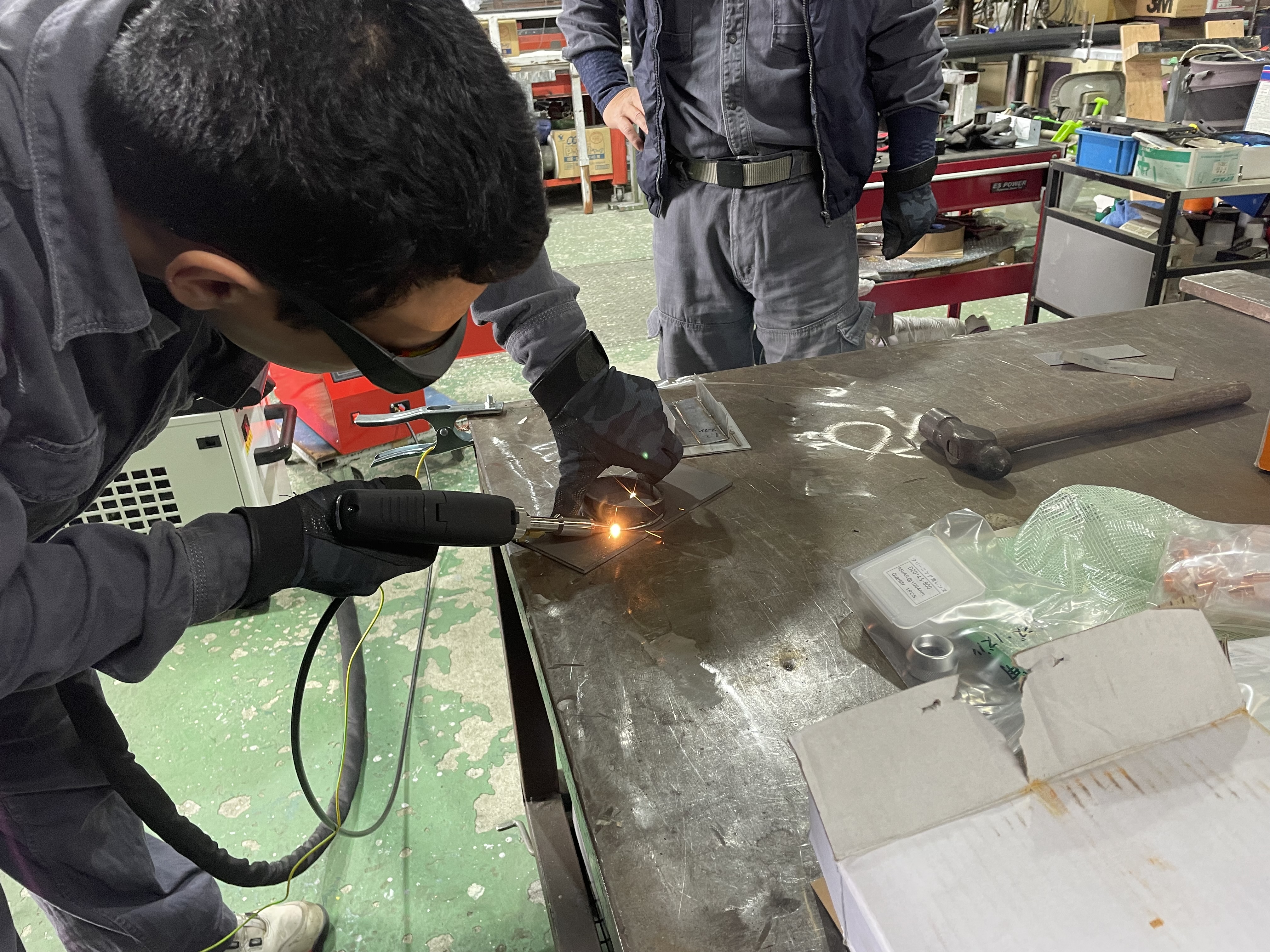 ファイバーレーザー溶接機の納品