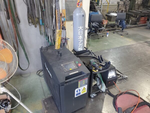 1台目ファイバーレーザー