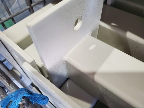 溶接後ペンキ塗り