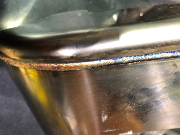 ファイバーレーザー溶接機でステンレスの溶接